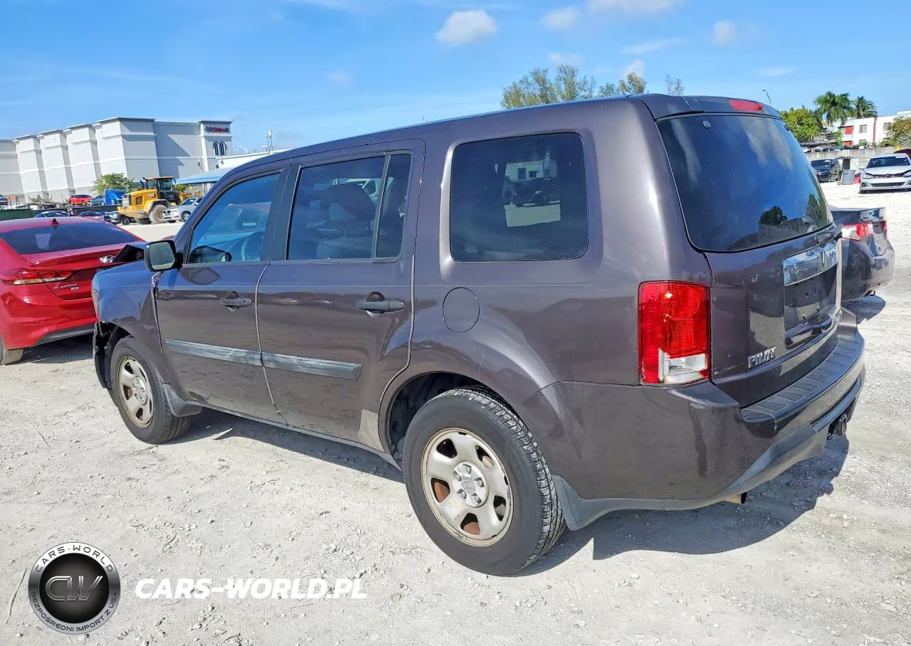 2013 Honda Pilot Lx VIN:5FNYF3H28DB015880 - 2