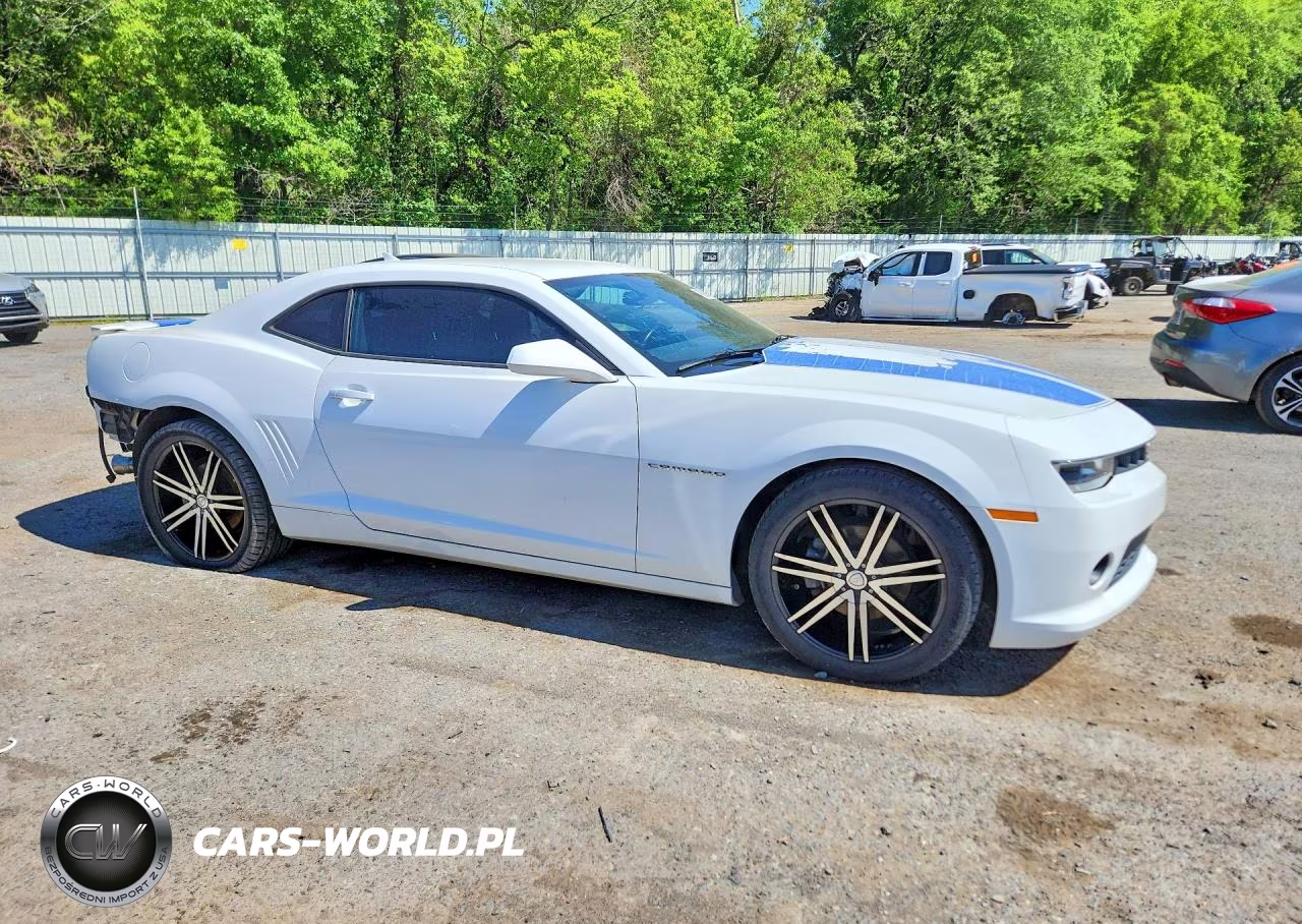 2015 Chevrolet Camaro Lt VIN:2G1FD1E38F9301422 - 4