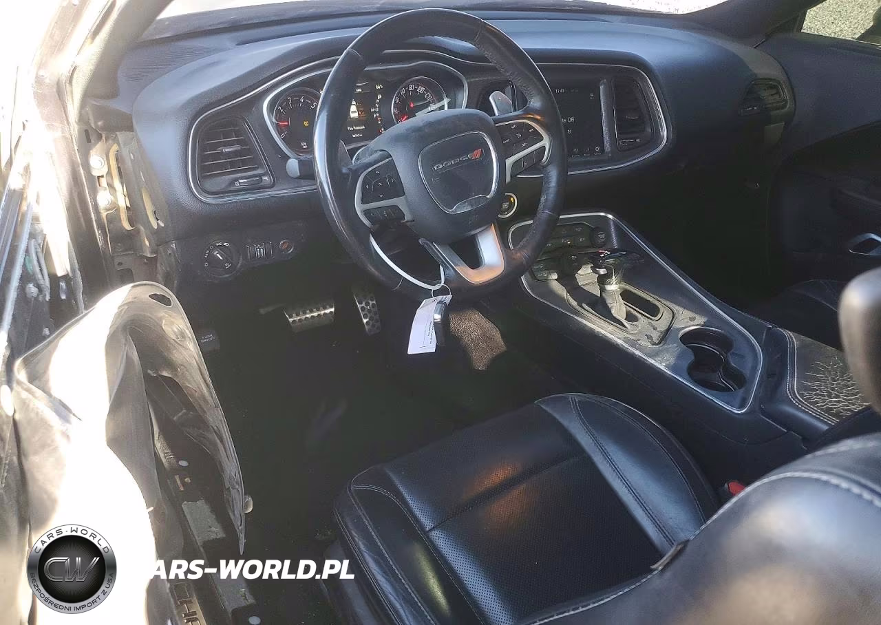 2018 Dodge Challenger Sxt VIN:2C3CDZAG8JH131955 - 8