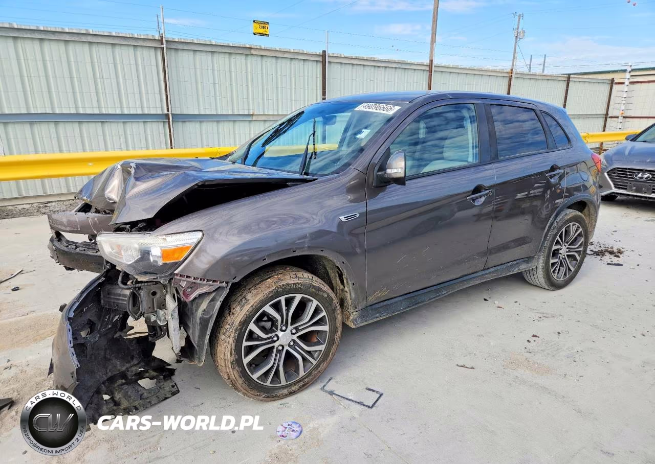 2019 Mitsubishi Outlander Sport Es – zdjęcie 1 z 13