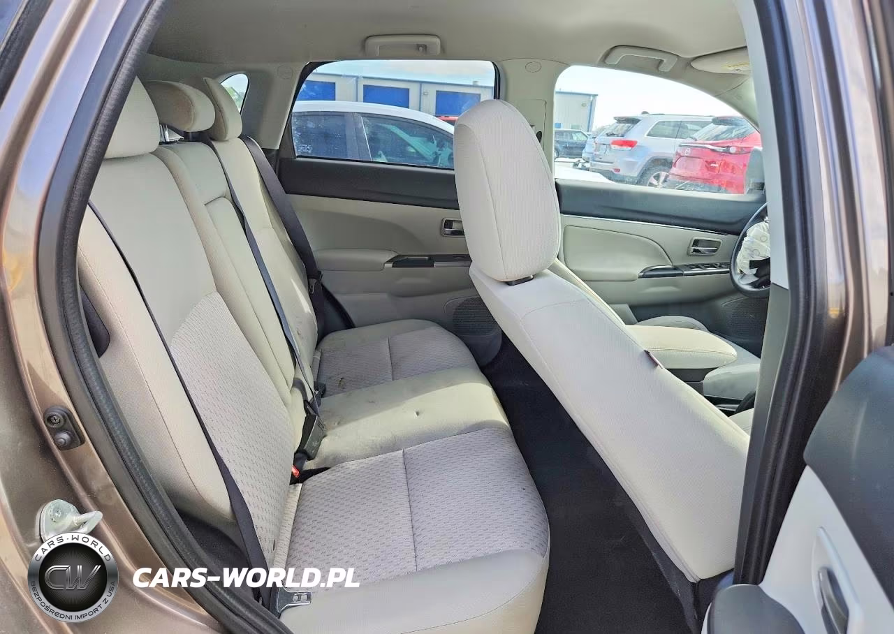 2019 Mitsubishi Outlander Sport Es VIN:JA4AP3AUXKU033838 - 10