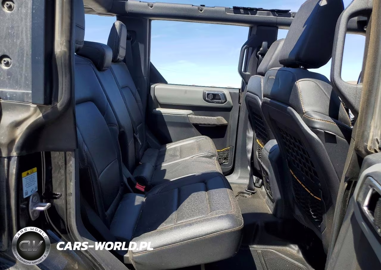 2021 Ford Bronco Base VIN:1FMEE5DH8MLB03770 - 11