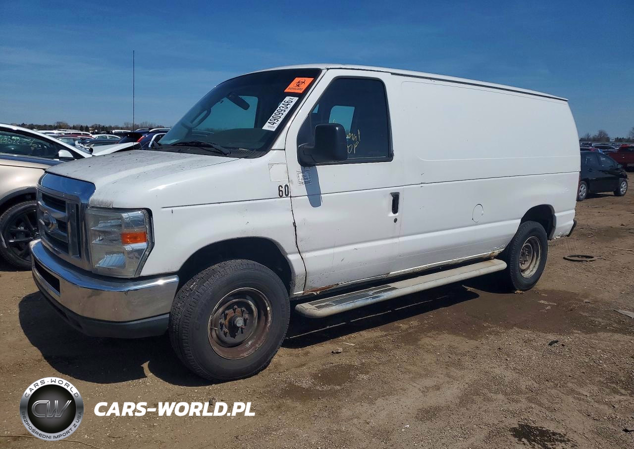 2013 Ford Econoline - Box Truck