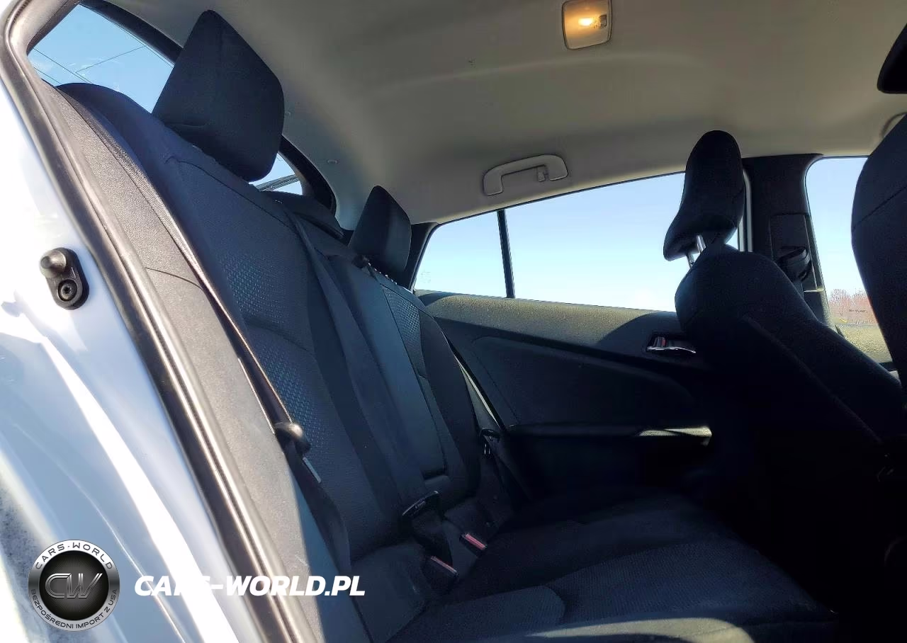 2022 Toyota Prius Le VIN:JTDKAMFU1N3183003 - 10