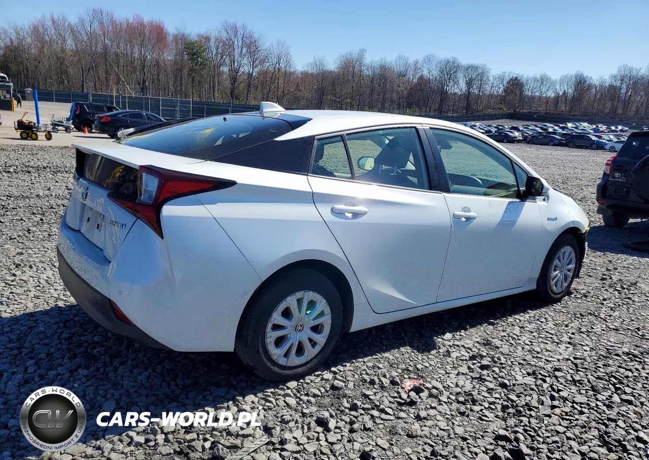 2022 Toyota Prius Le VIN:JTDKAMFU1N3183003 - 3