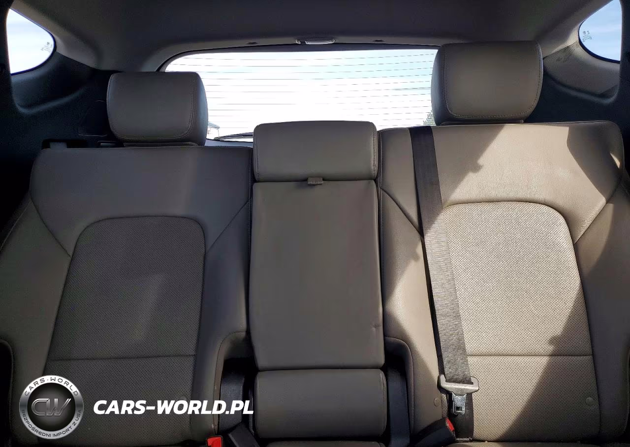 2018 Hyundai Santa Fe Sport 2.4L VIN:5NMZUDLB4JH063328 - 10