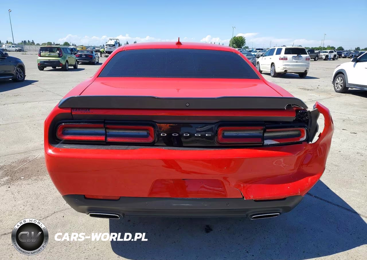 2019 Dodge Challenger Sxt VIN:2C3CDZAG9KH716724 - 6