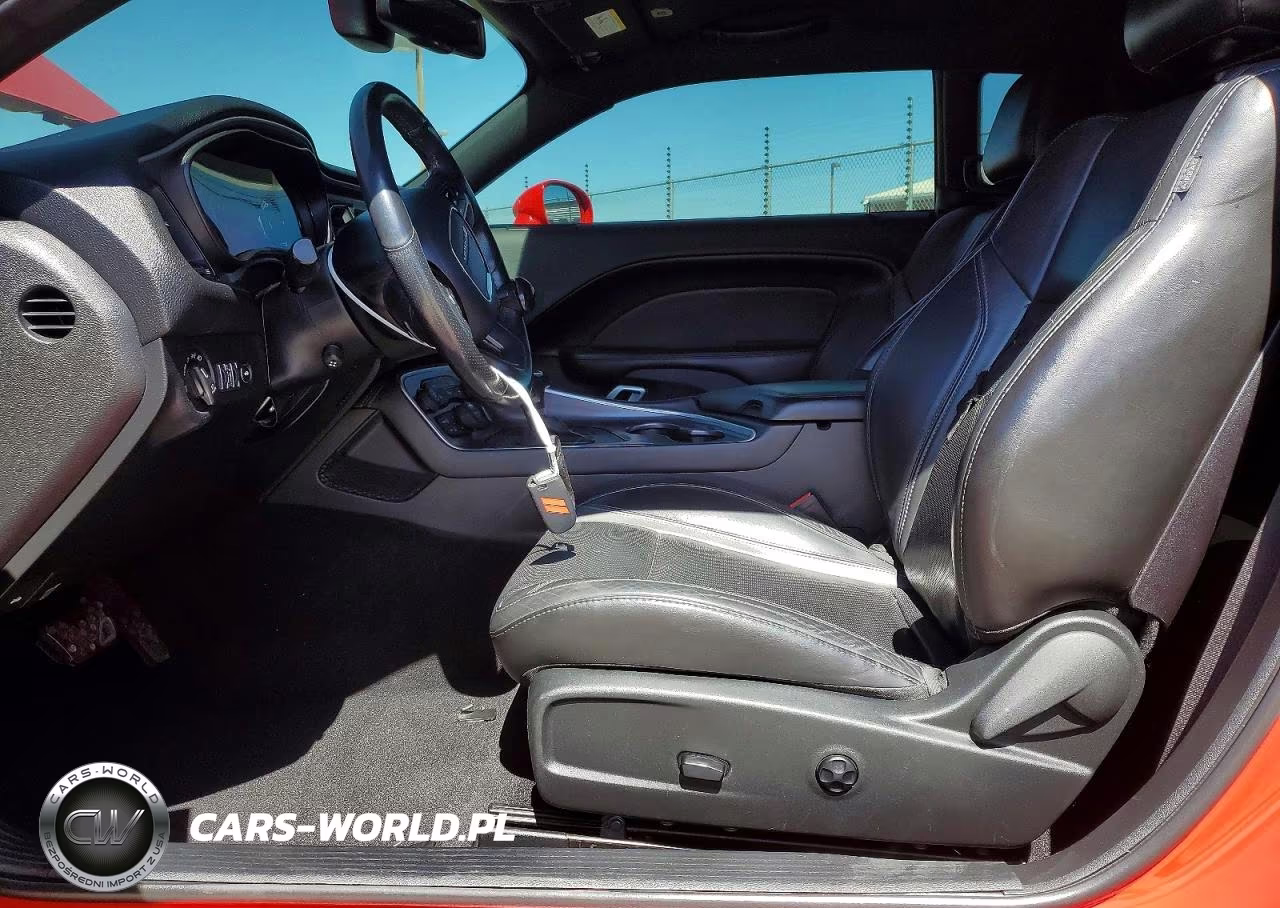 2019 Dodge Challenger Sxt VIN:2C3CDZAG9KH716724 - 7