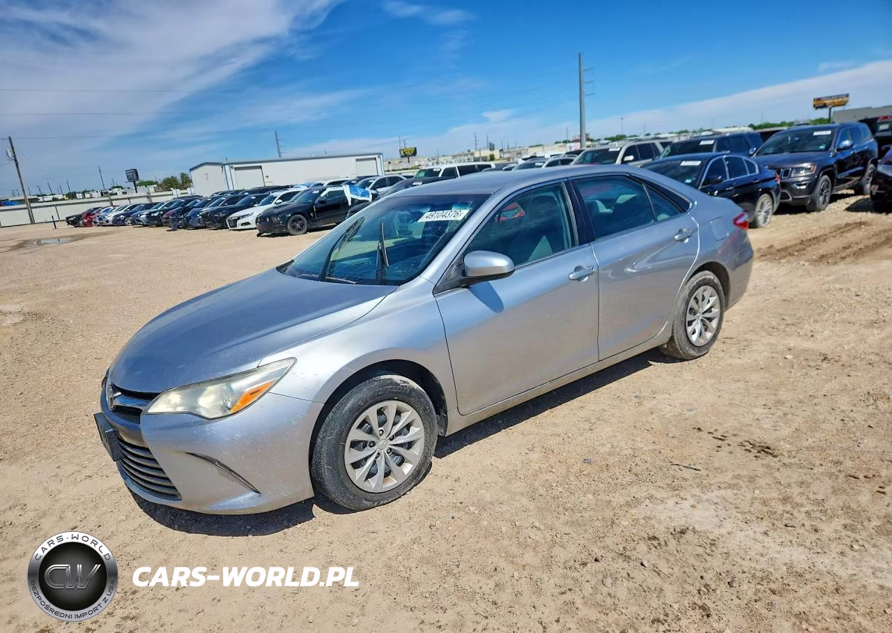 2016 Toyota Camry Le