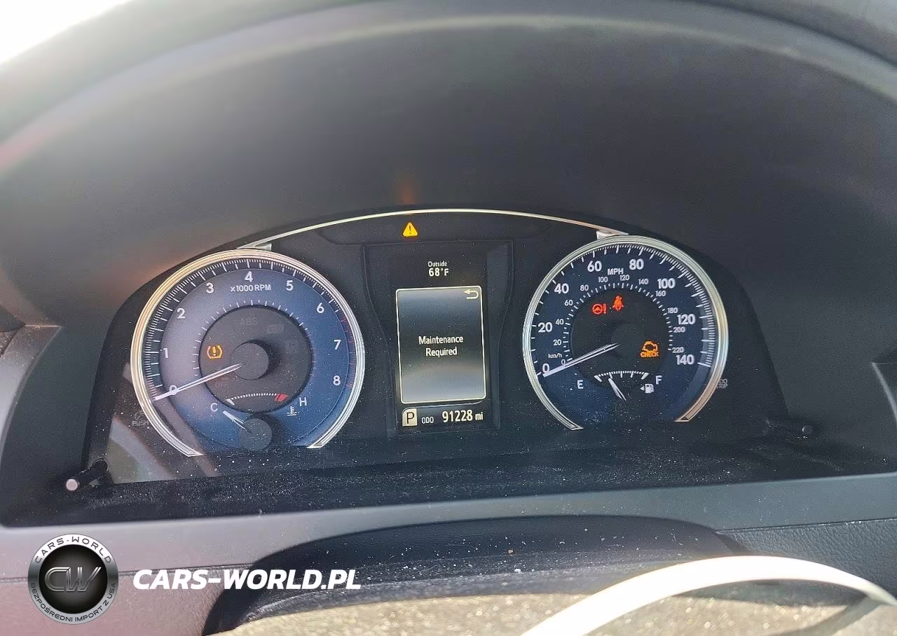 2016 Toyota Camry Le VIN:4T4BF1FK9GR517131 - 9
