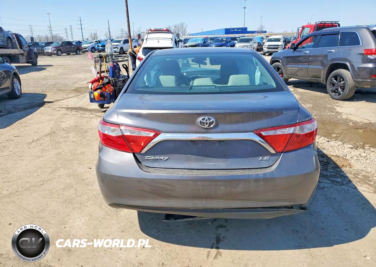2016 Toyota Camry Le VIN:4T4BF1FK6GR540074 - 6