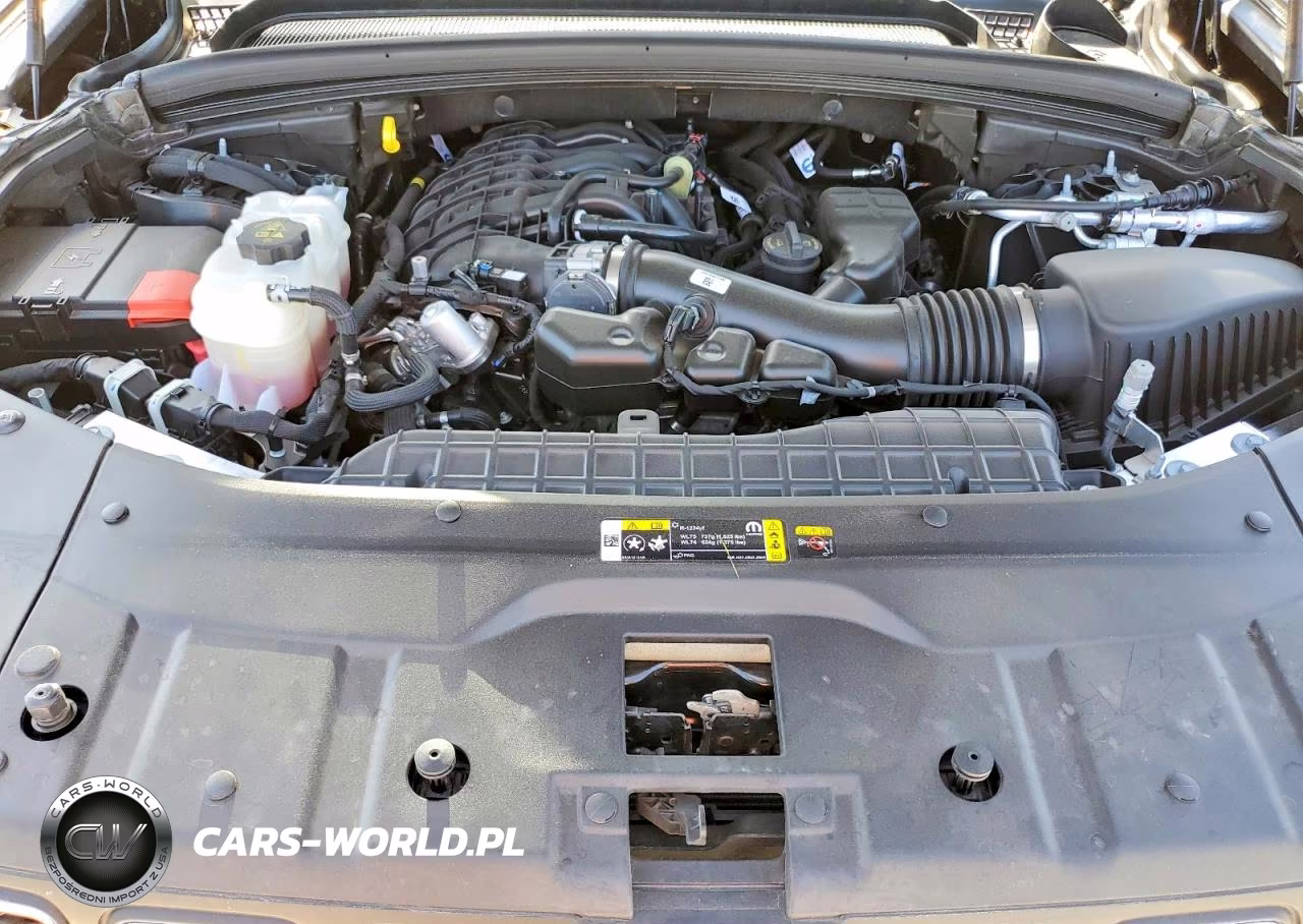 2025 Jeep Grand Cherokee Laredo VIN:1C4RJGAG8SC305417 - 11