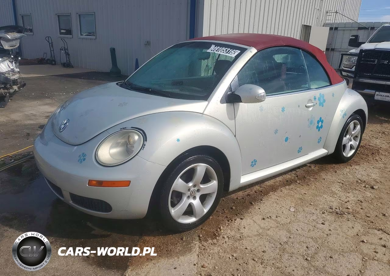 2009 Volkswagen New Beetle Blush Edition