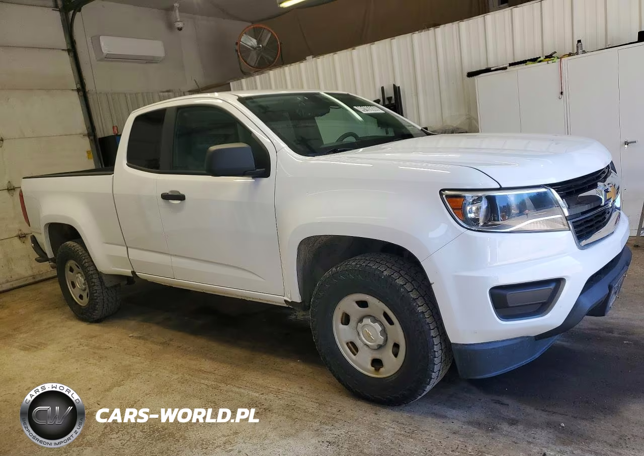 2018 Chevrolet Colorado VIN:1GCHSBEA9J1328846 - 4
