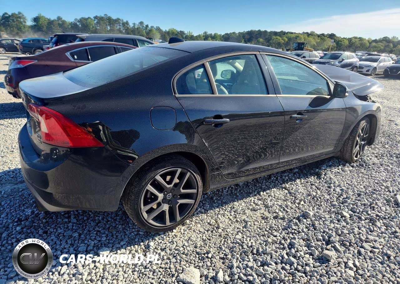 2017 Volvo S60 Dynamic VIN:YV140MTL7H2429127 - 3