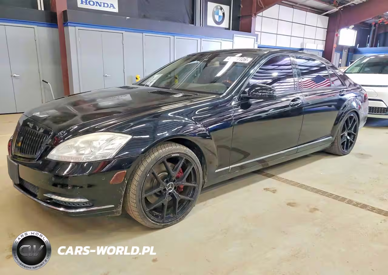 2013 Mercedes-Benz S 550 4Matic