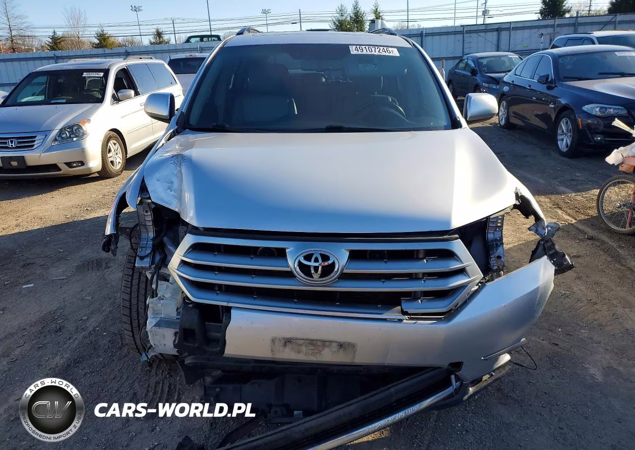 2013 Toyota Highlander Se VIN:5TDBK3EH0DS218557 - 5