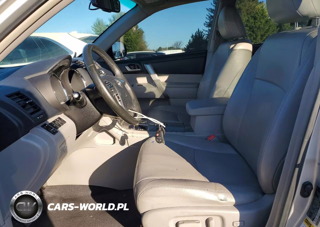 2013 Toyota Highlander Se VIN:5TDBK3EH0DS218557 - 7