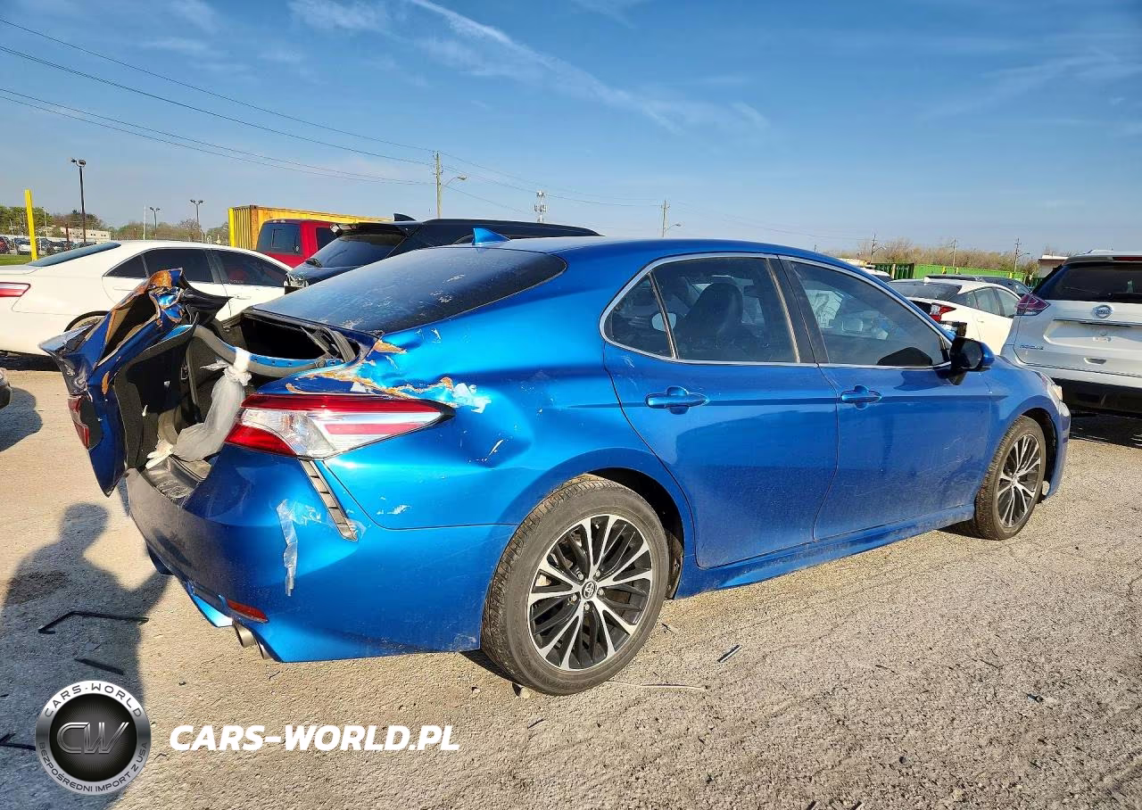 2020 Toyota Camry VIN:4T1G11AK4LU305365 - 3