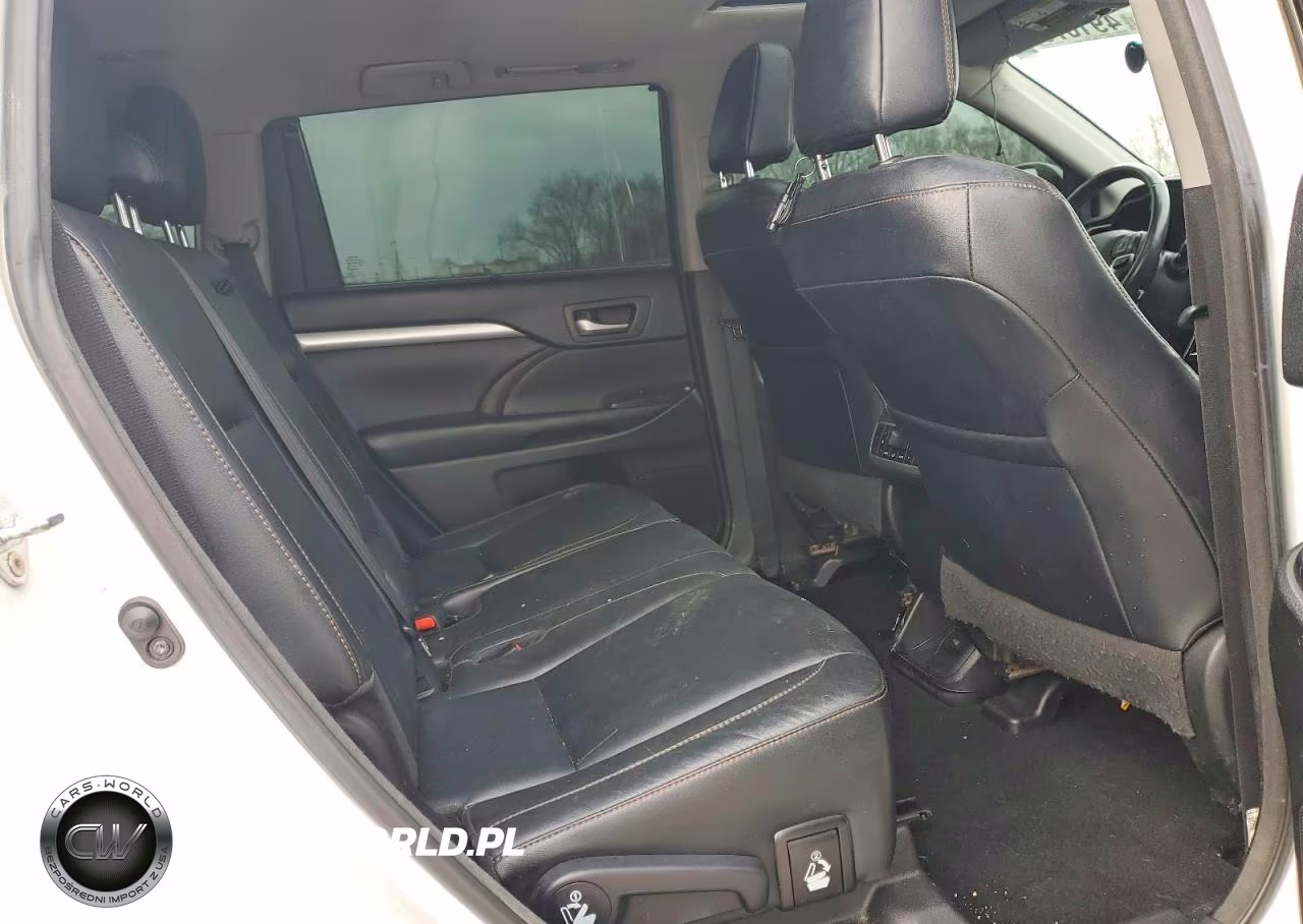 2018 Toyota Highlander Xle VIN:5TDJZRFH3JS816436 - 11