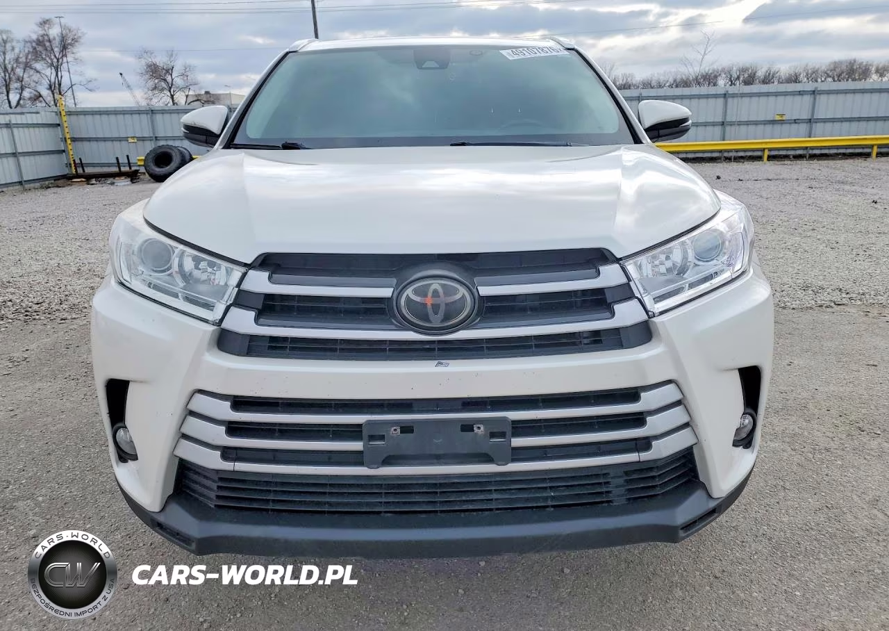 2018 Toyota Highlander Xle VIN:5TDJZRFH3JS816436 - 5