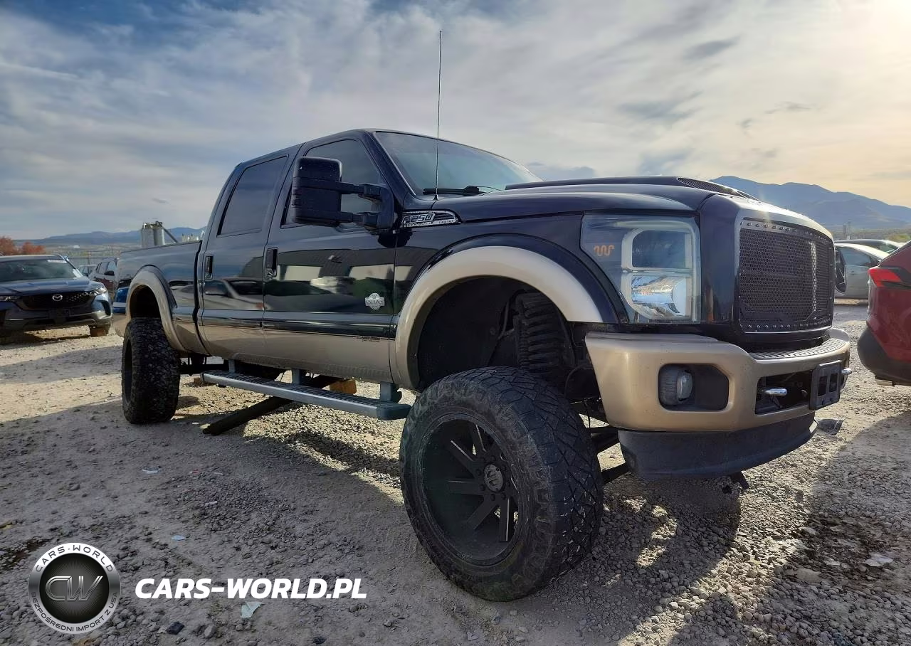 2012 Ford F250 Super Duty VIN:1FT7W2BT1CEC36826 - 4