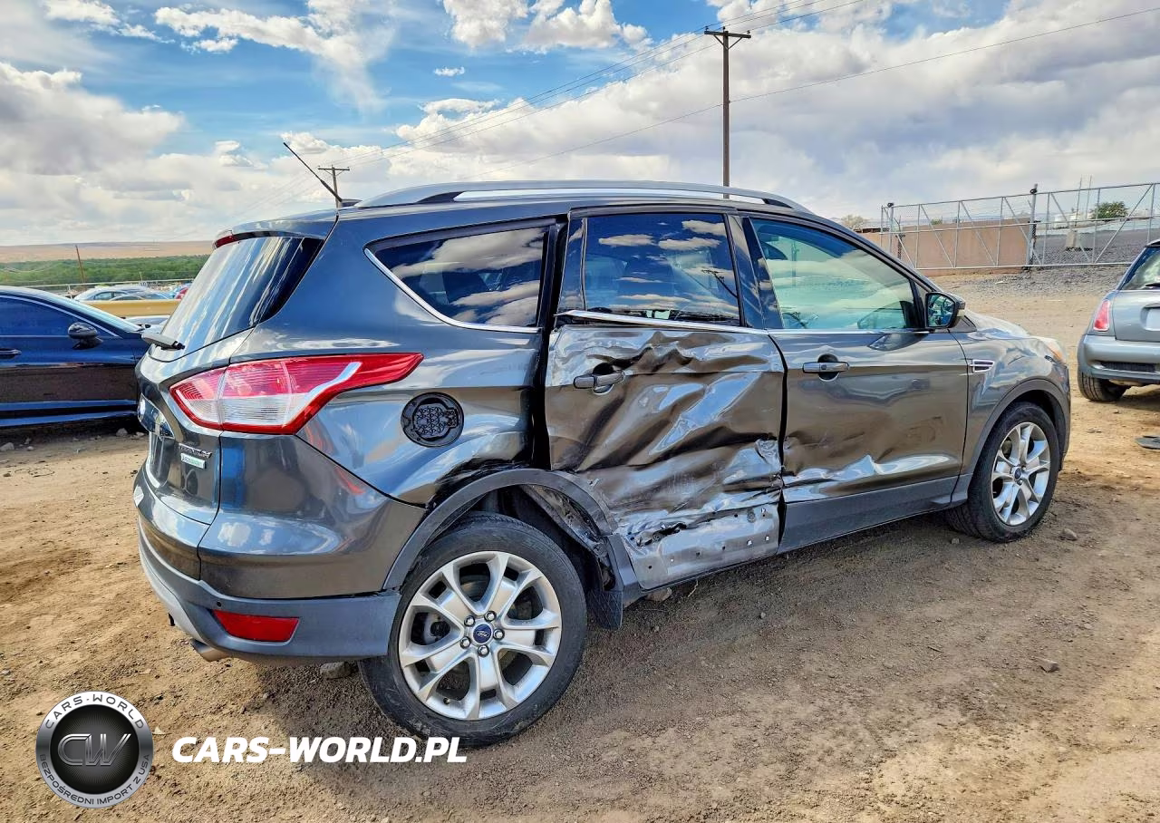 2015 Ford Escape Titanium VIN:1FMCU0JX4FUA25882 - 3