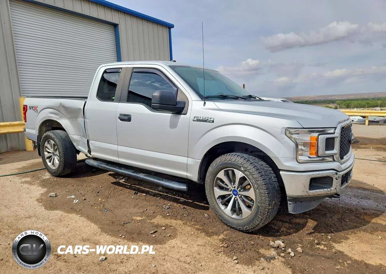 2018 Ford F150 Super Cab VIN:1FTEX1EP5JKD40392 - 4