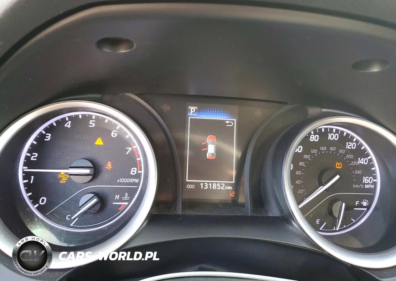 2021 Toyota Camry Le VIN:4T1C11AK4MU558556 - 9