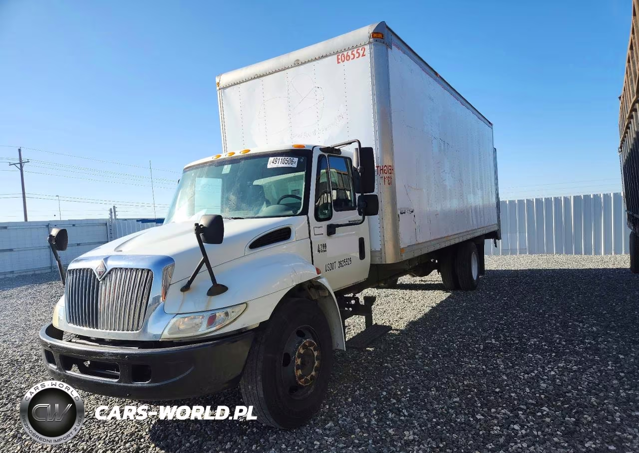 2003 International 4000 4200 – zdjęcie 1 z 13