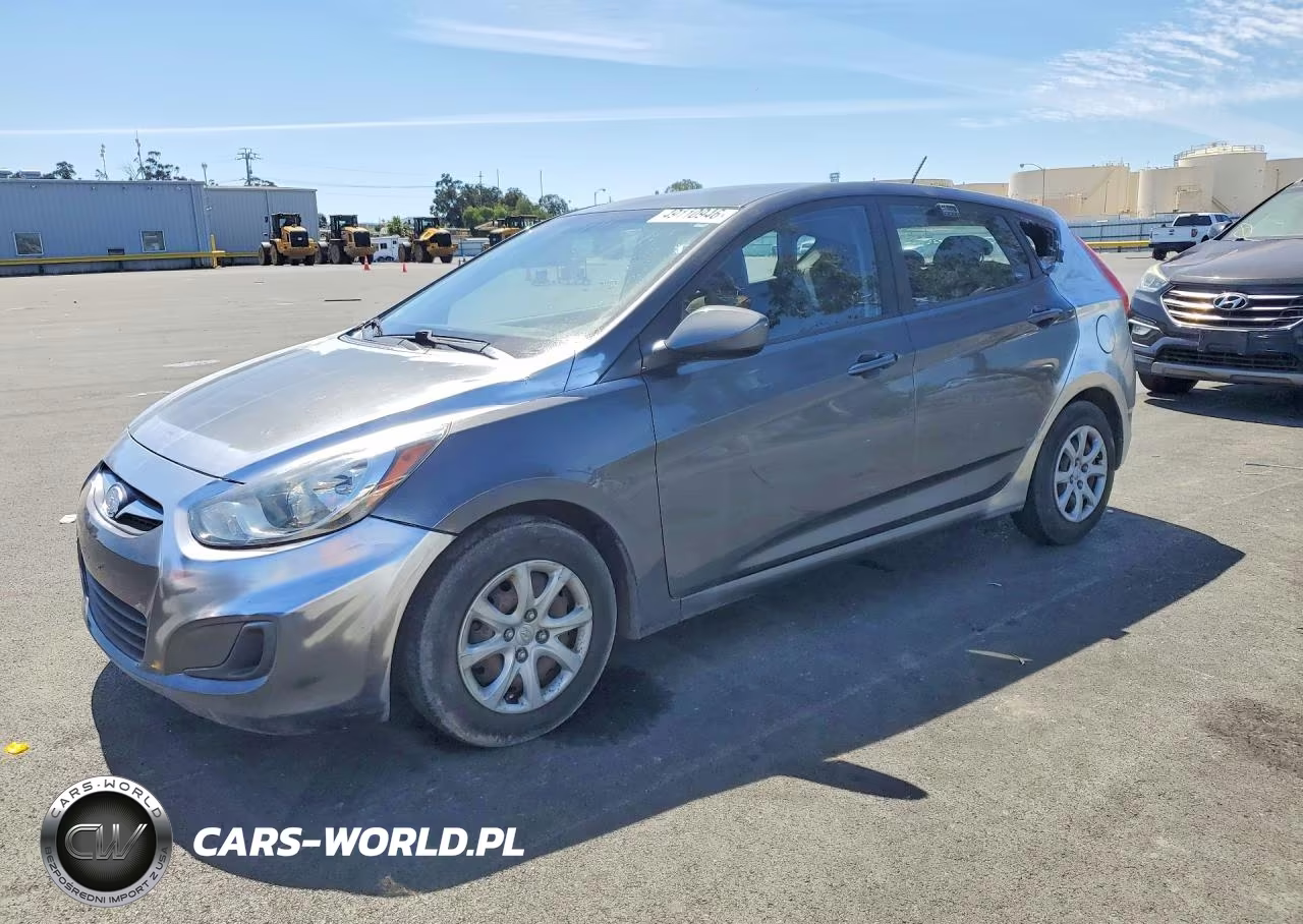 2012 Hyundai Accent Gs