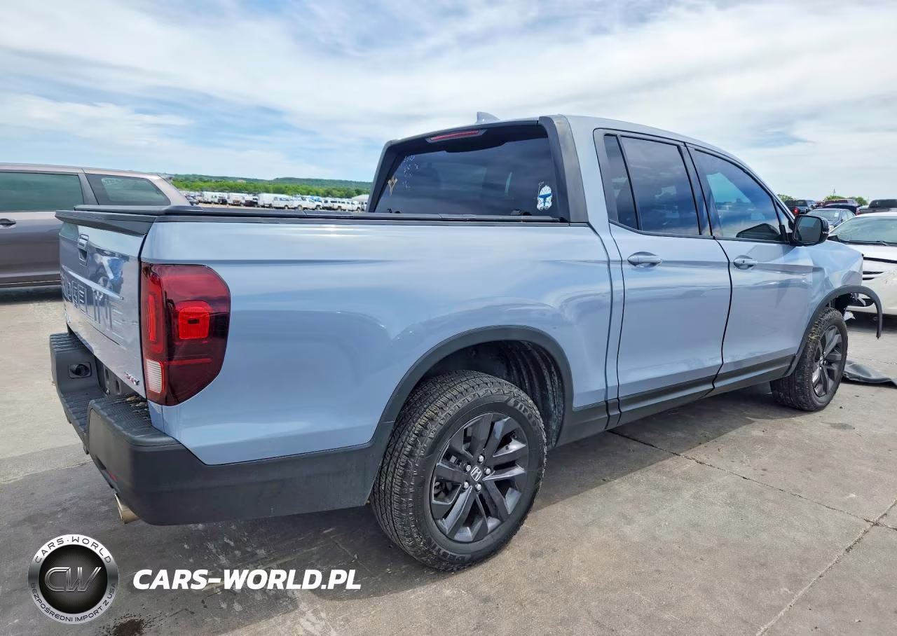 2024 Honda Ridgeline Sport VIN:5FPYK3F11RB020567 - 3