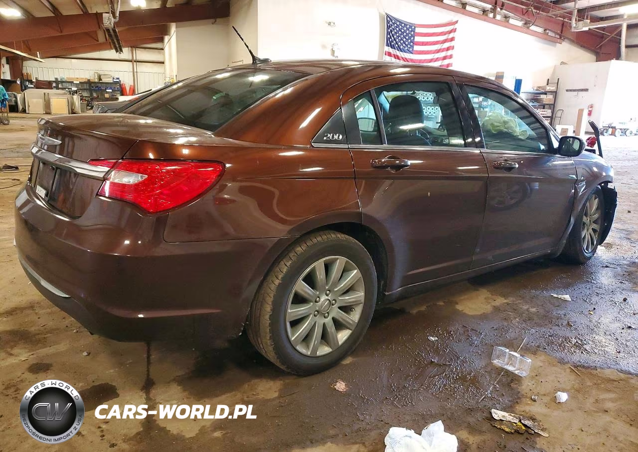 2012 Chrysler 200 Touring VIN:1C3CCBBB3CN278305 - 3
