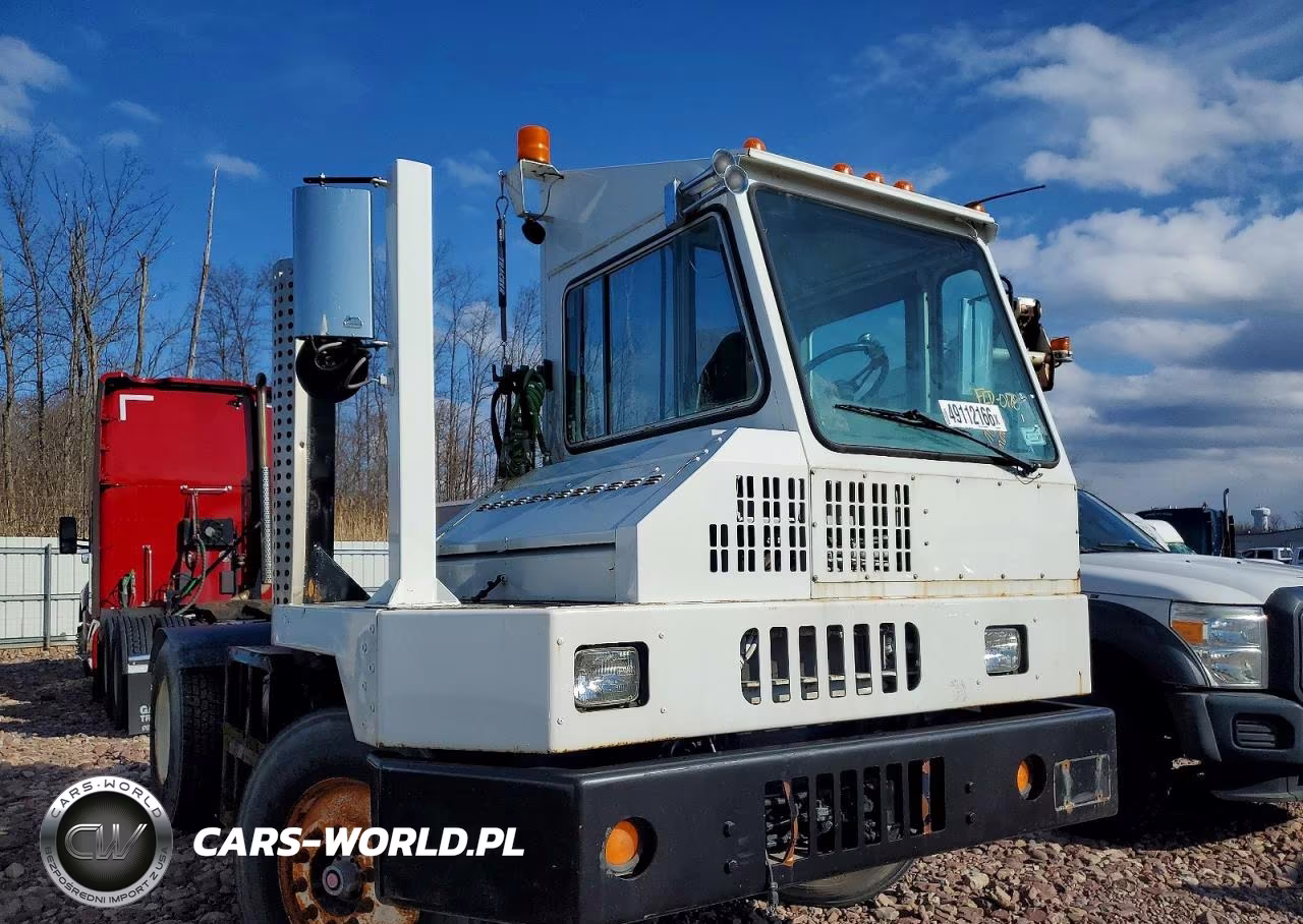 2011 Kalmar Ottawa 4X2 Yard Truck