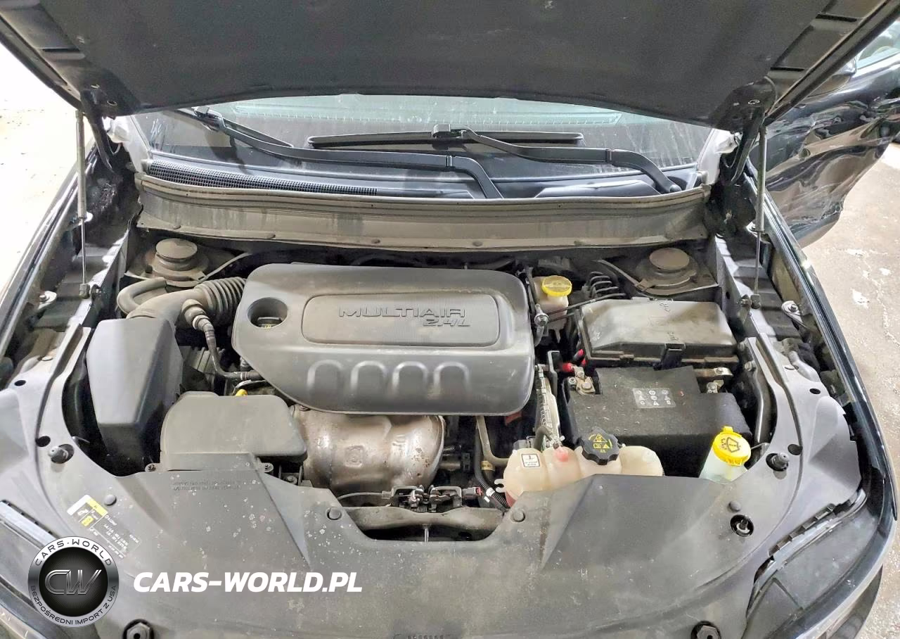 2020 Jeep Cherokee Latitude Plus VIN:1C4PJLLB4LD585981 - 12