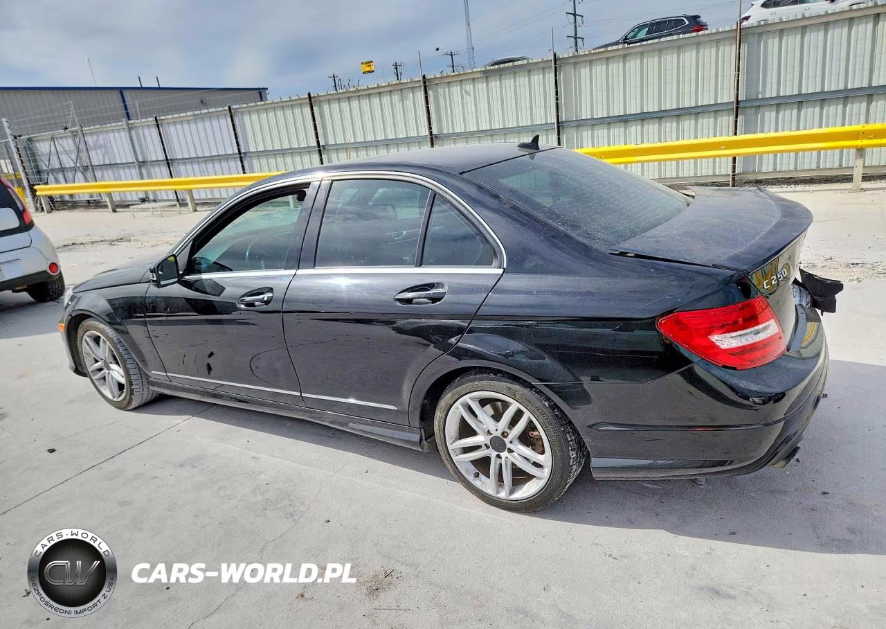 2013 Mercedes-Benz C 250 VIN:WDDGF4HB4DA766491 - 2