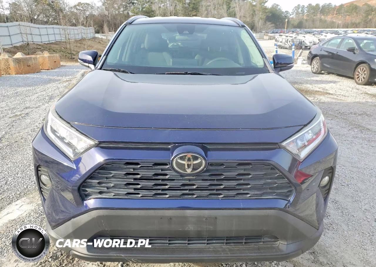 2020 Toyota Rav4 Xle VIN:2T3P1RFV0LW087806 - 10