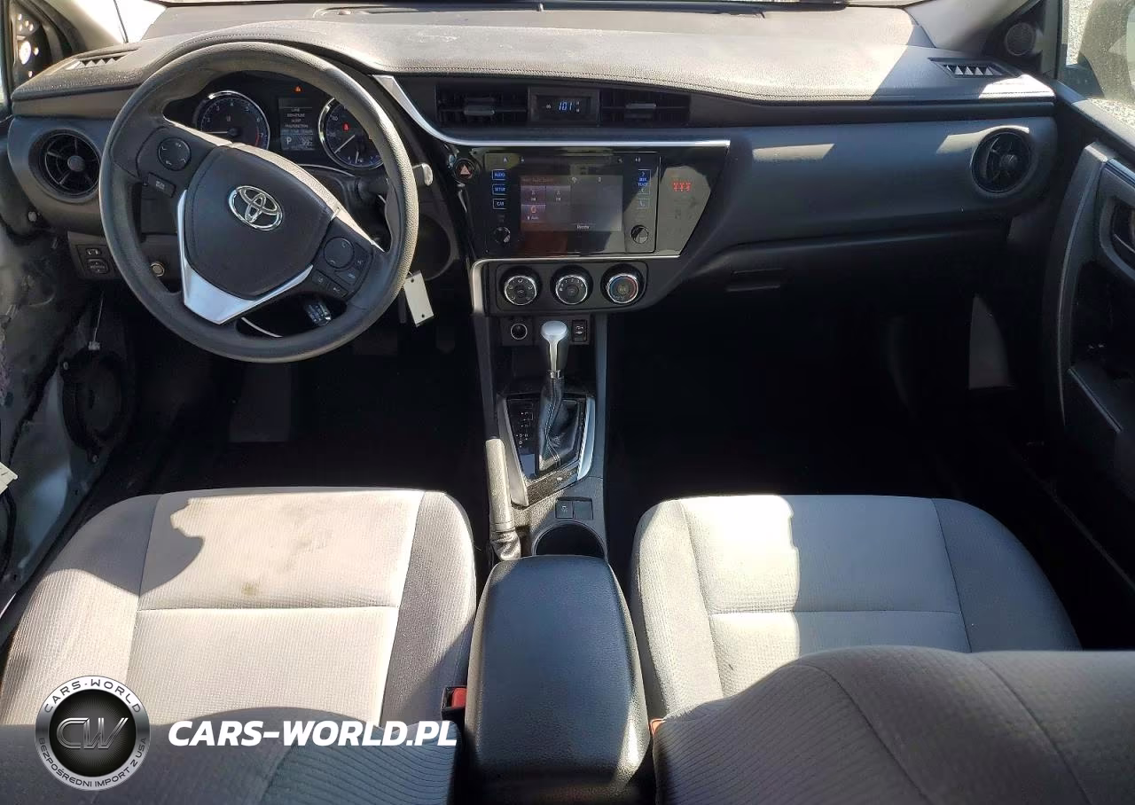 2018 Toyota Corolla L VIN:2T1BURHE7JC966550 - 8