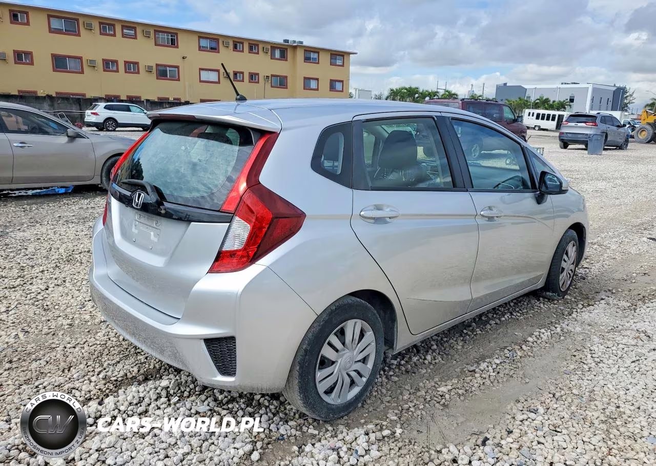 2016 Honda Fit Lx VIN:JHMGK5H50GX013191 - 3