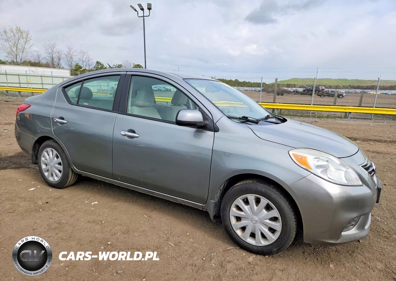 2012 Nissan Versa 1.6 S VIN:3N1CN7AP6CL869604 - 4