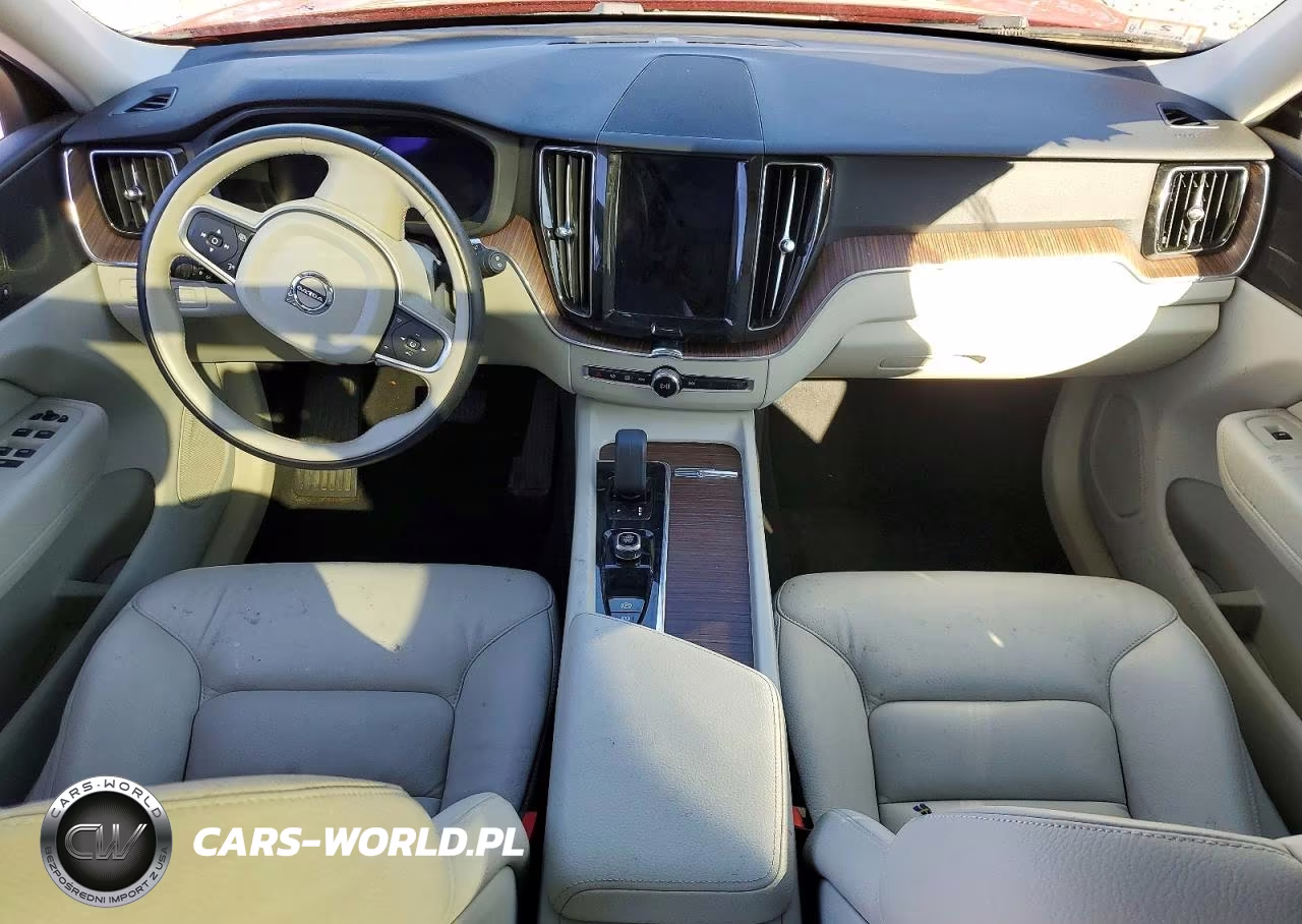 2022 Volvo Xc60 B5 Momentum VIN:YV4L12RK2N1091927 - 8