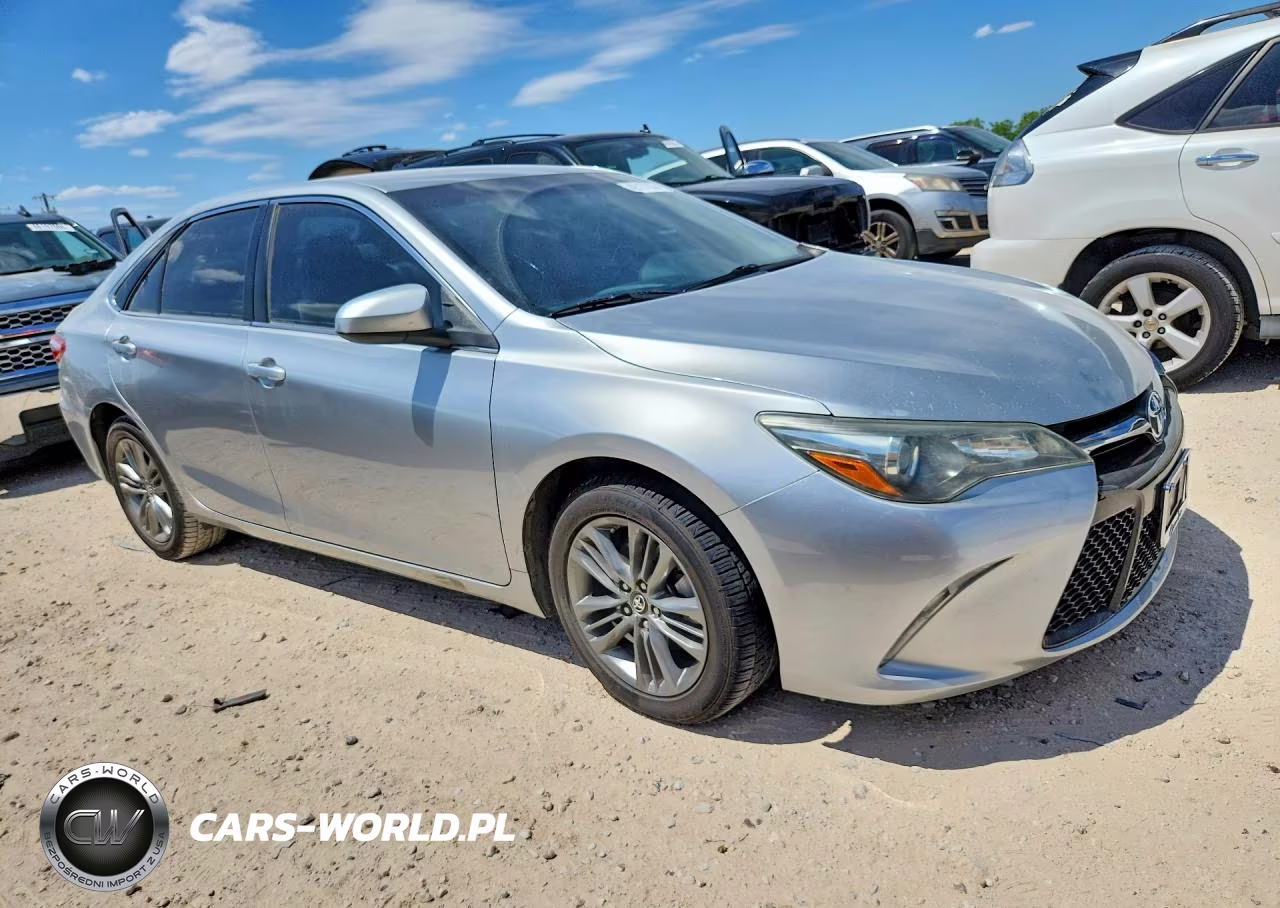 2017 Toyota Camry Se VIN:4T1BF1FK7HU277816 - 4
