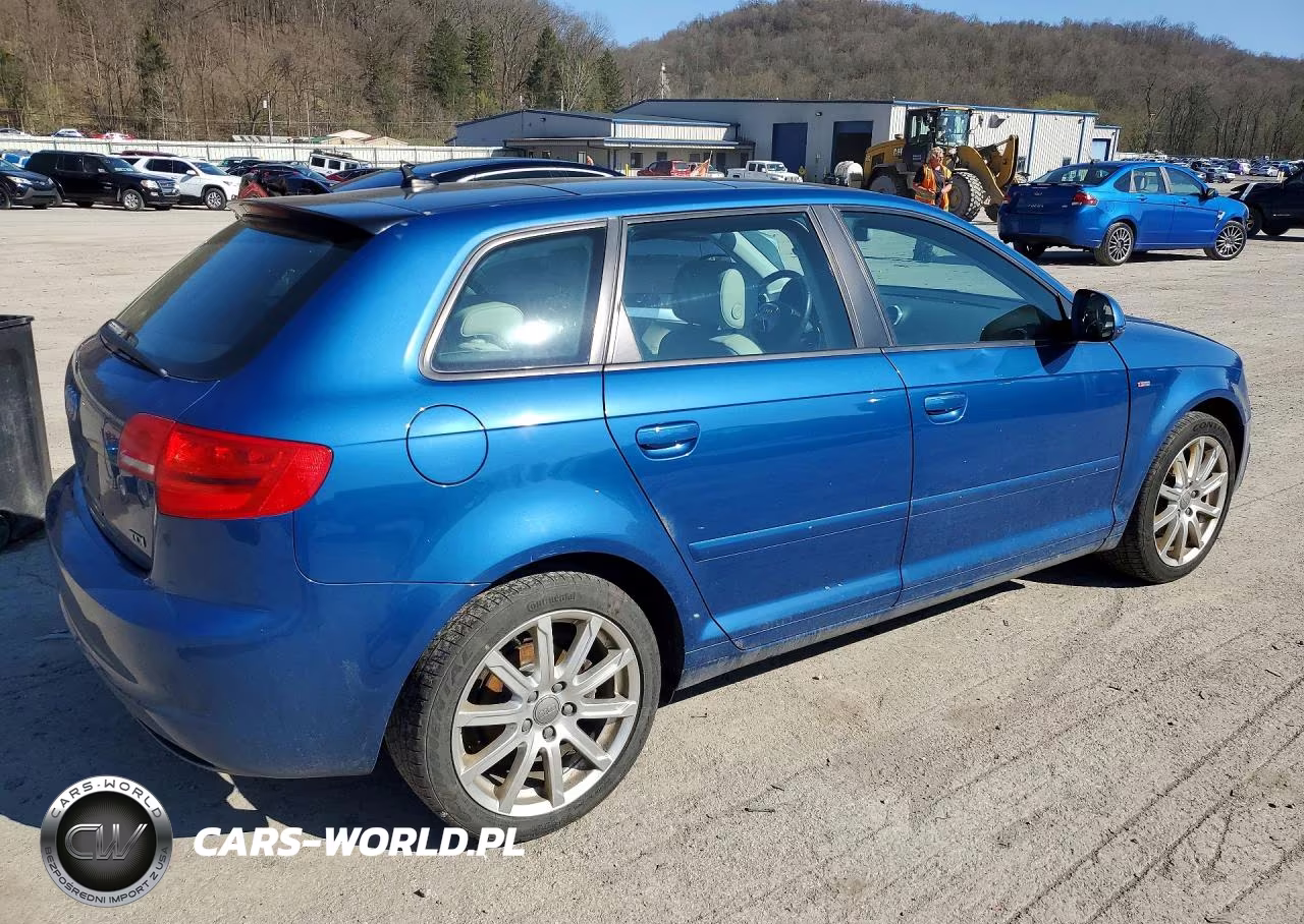 2010 Audi A3 Premium Plus VIN:WAUKJAFM0AA162094 - 3