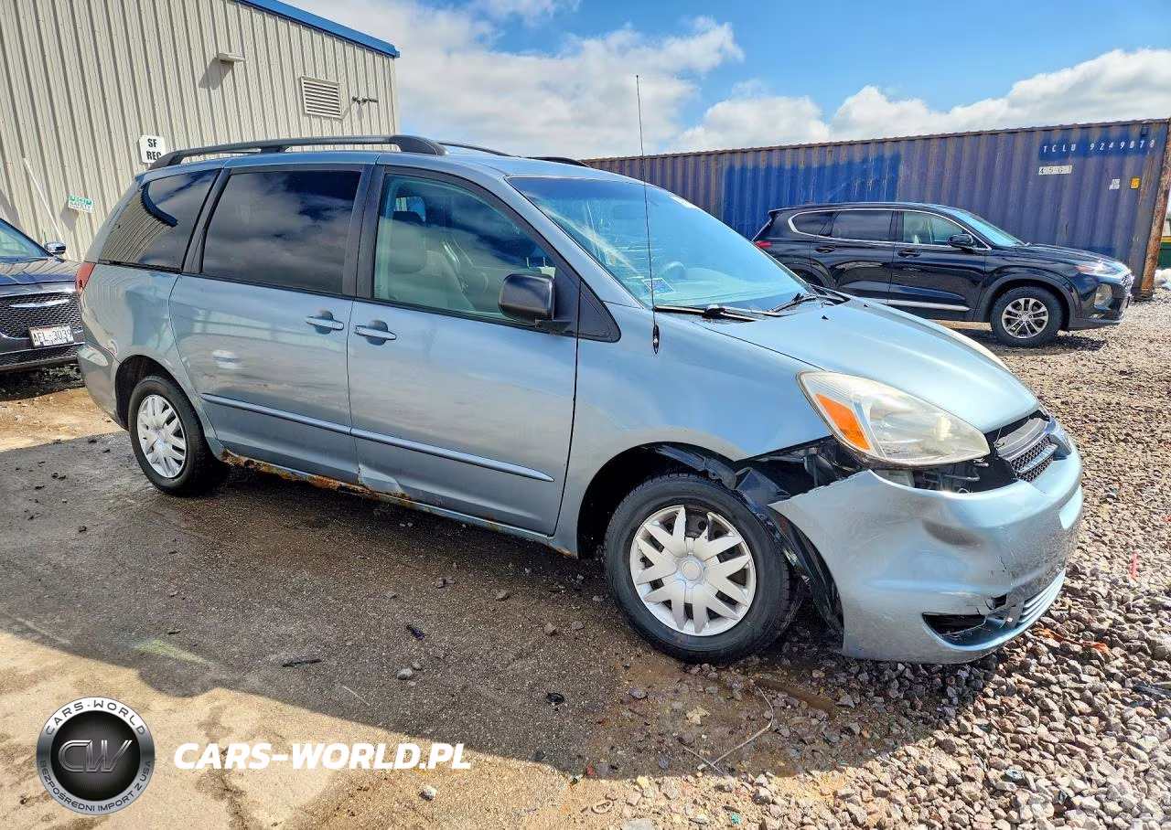 2005 Toyota Sienna Le 7 Passenger VIN:5TDZA23C45S334655 - 4