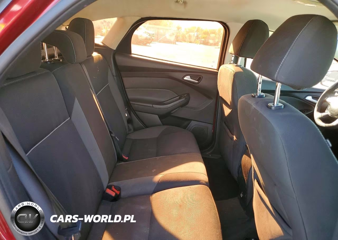 2013 Ford Focus Se VIN:1FADP3K21DL200361 - 10