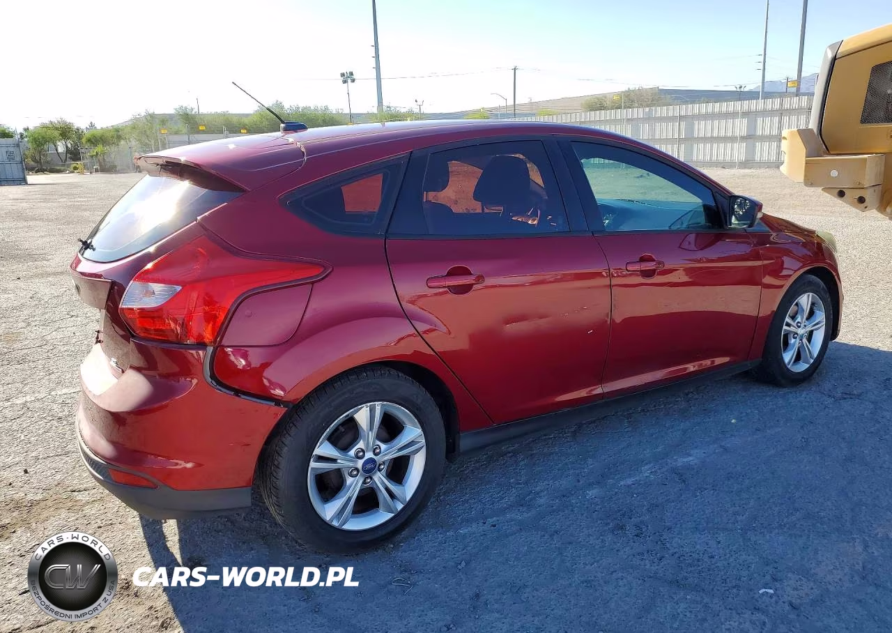 2013 Ford Focus Se VIN:1FADP3K21DL200361 - 3