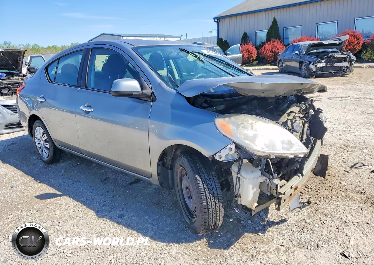 2013 Nissan Versa 1.6 S VIN:3N1CN7AP1DL885145 - 4