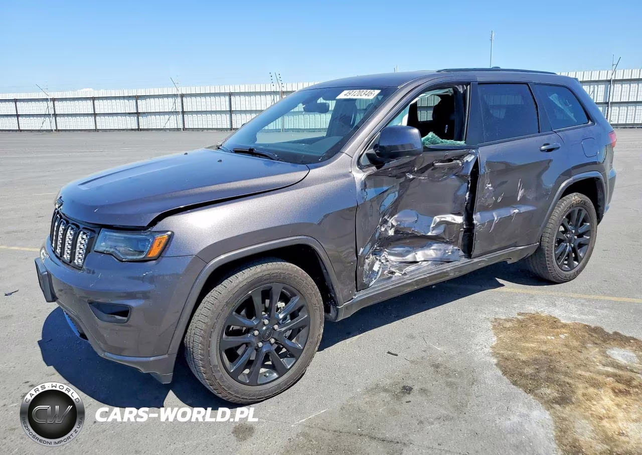 2020 Jeep Grand Cherokee Laredo