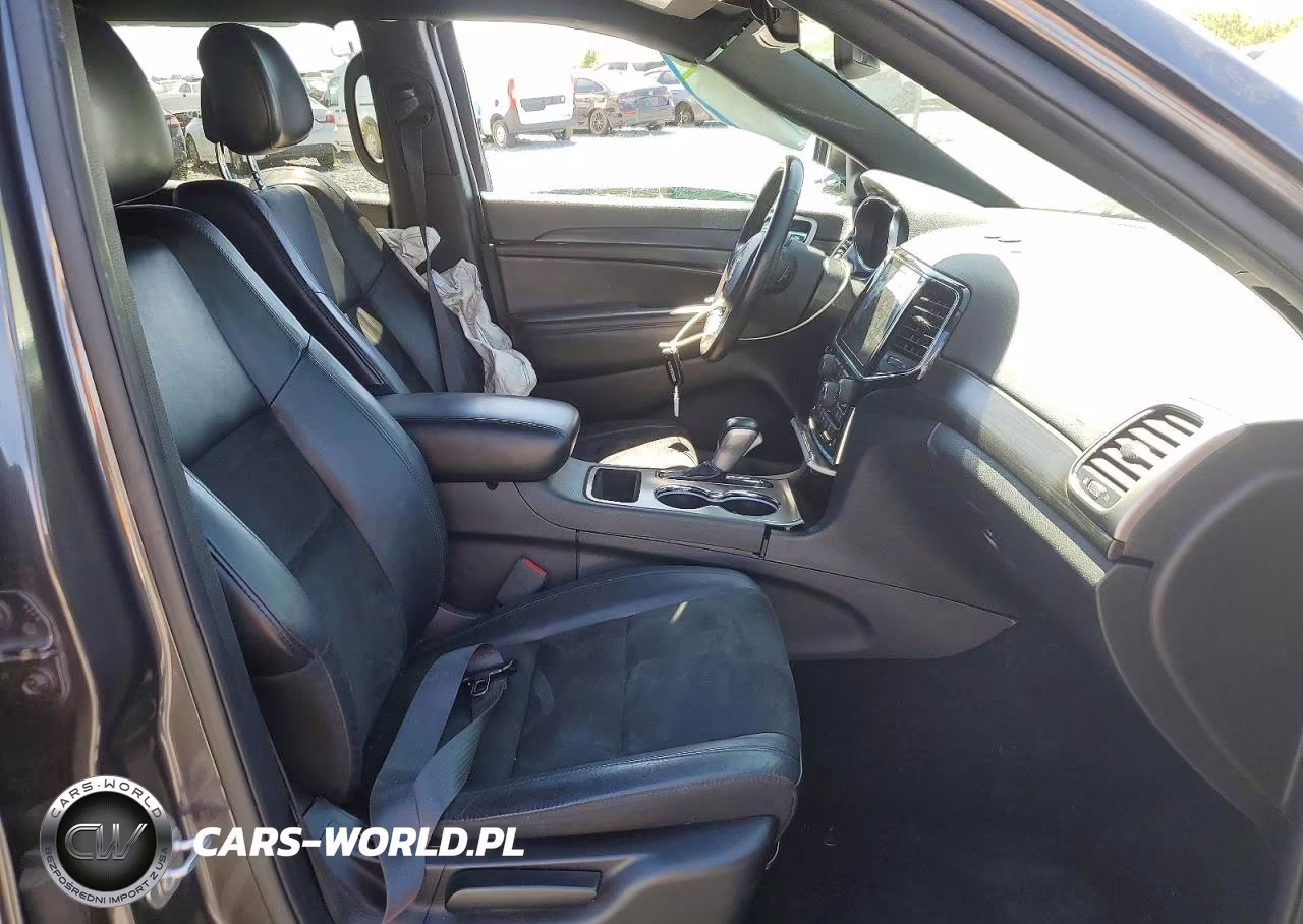 2020 Jeep Grand Cherokee Laredo VIN:1C4RJEAG9LC145263 - 7
