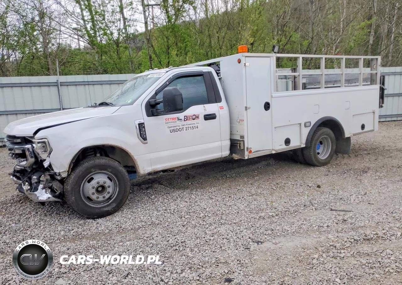 2021 Ford F350 Super Duty Utility - Service Truck